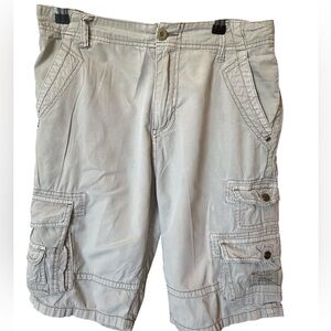 Men's Light Tan Cargo Shorts